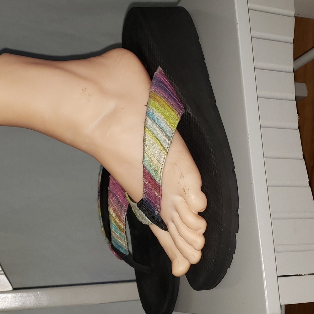 Speedo thong sandals